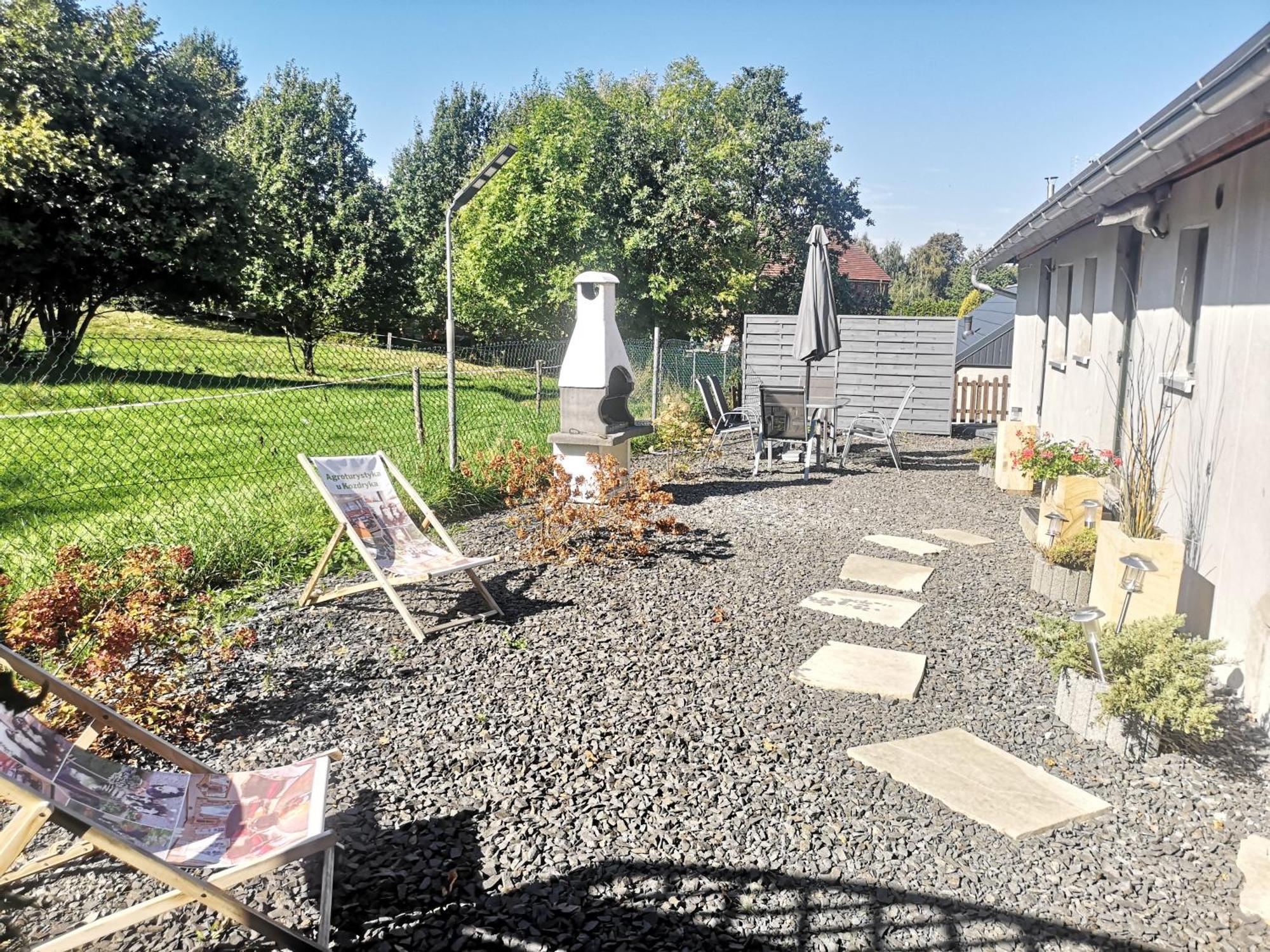 Agroturystyka U Kozdryka Leśna Exteriér fotografie